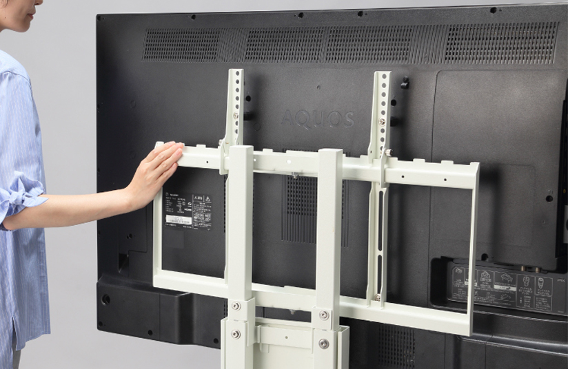 The 3D base has a universal design.